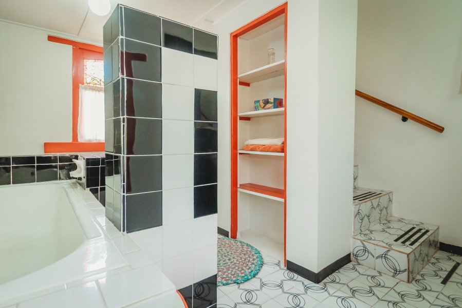 5 Bedroom Property for Sale in De Rust Western Cape